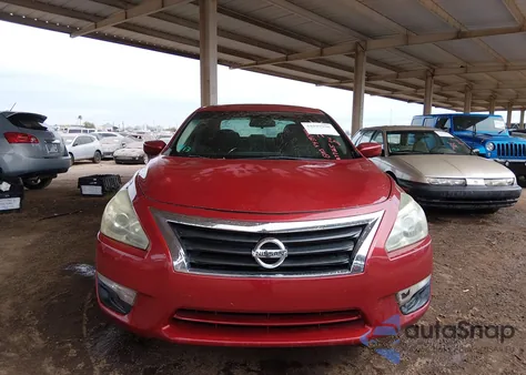 2015 Nissan Altima 2.5 S из США, поврежденный, VIN 1N4AL3AP0FC277365